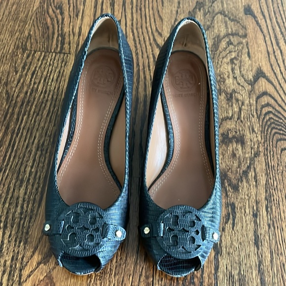 Tory Burch Sally Peep Toe Wedge Pump - Picture 2 of 7